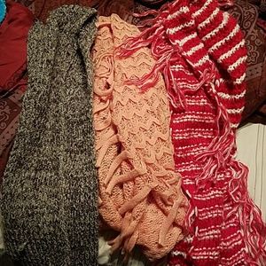3 Stylish Winter Scarves